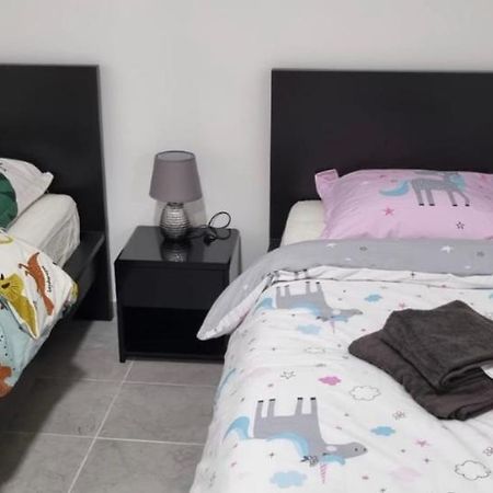 R1/Logement Proche De Paris - Villiers Le Bel Exterior photo